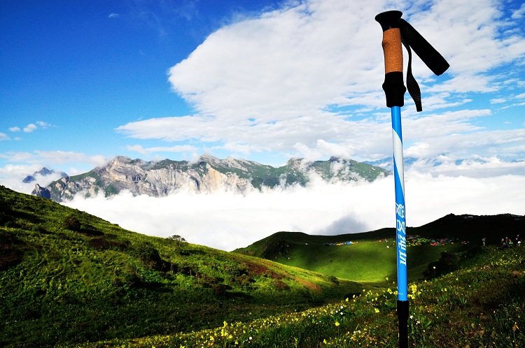 户外登山杖/碳素超轻伸缩折叠